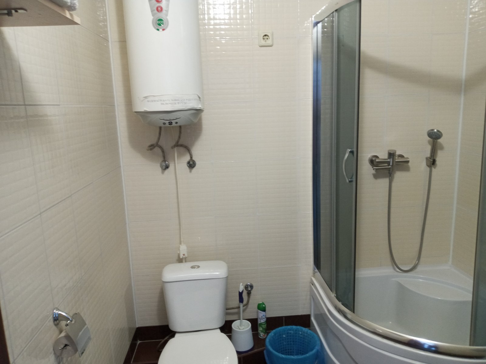 Кафе-мотель СВОЯ КОЛІЯ отель возле Новомосковска